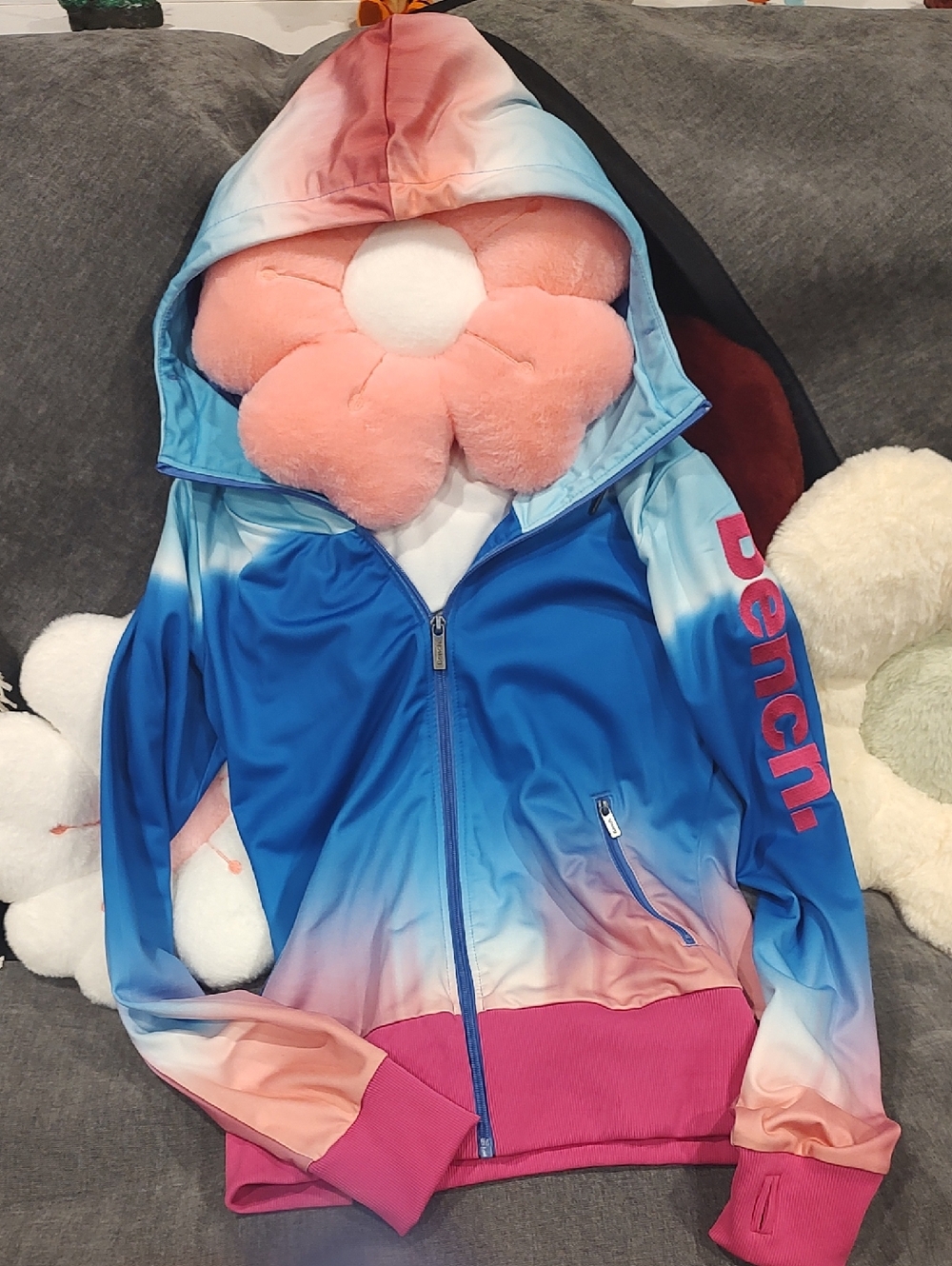Bench Blue to Pink Ombre Zip-Up Hoodie Size Medium A